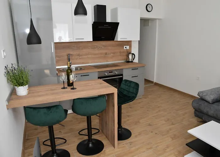 Appartement Nina 3 *